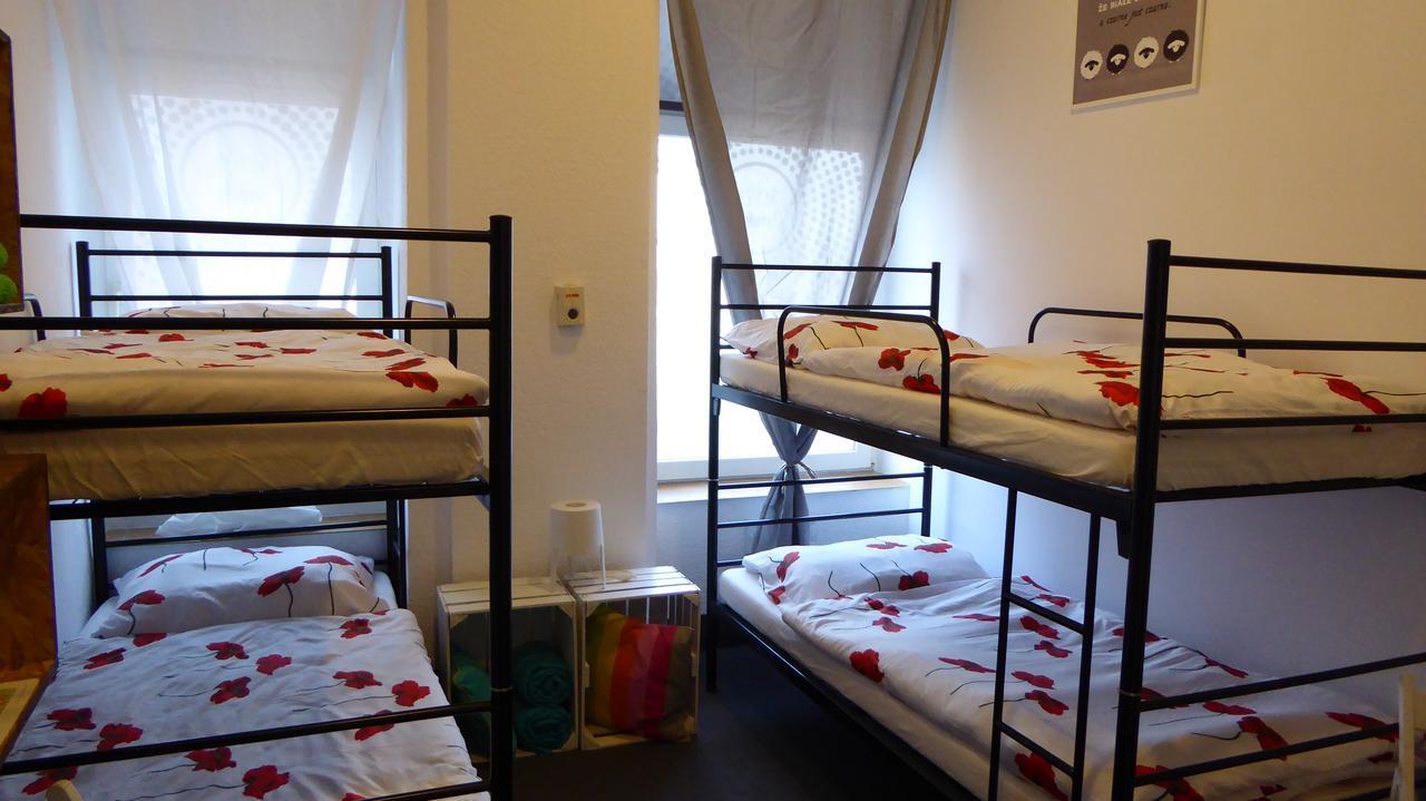 Flyfly Hostel , Darmowy Parking , Rezerwuj Przez Urzadzenia Mobilne -10 Procent Wrocław Eksteriør billede